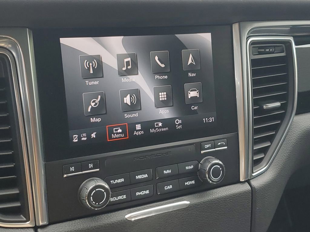 Used 2018 Porsche Macan GTS image 22