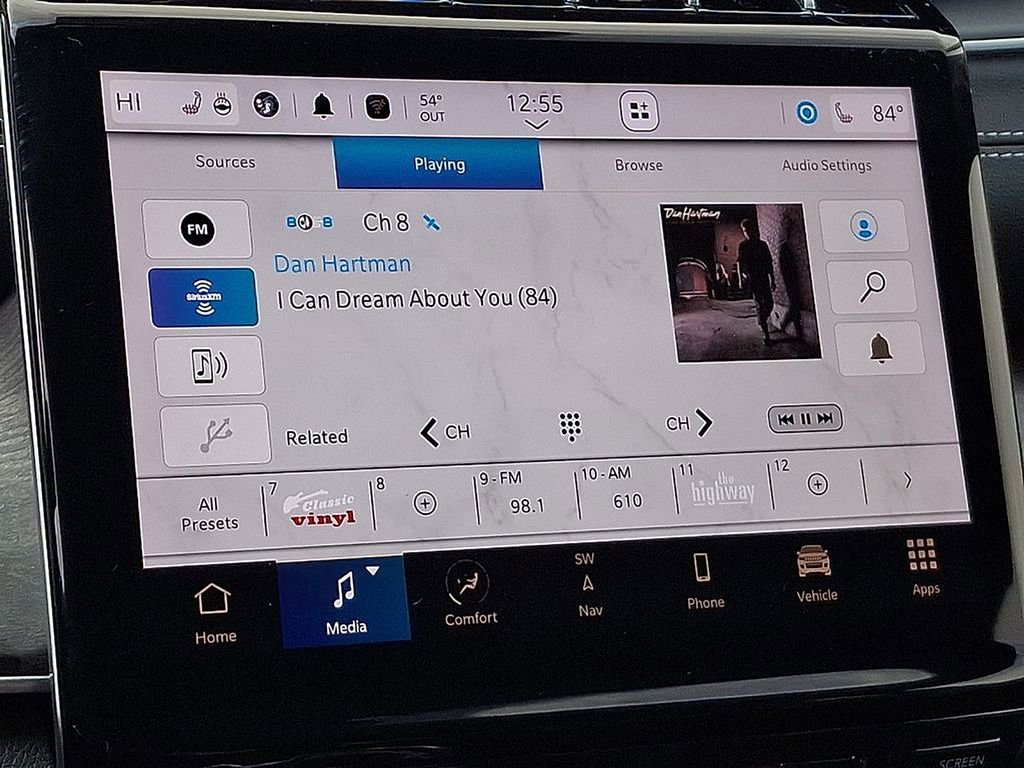 Used 2024 Jeep Grand Cherokee Limited w/ Black Appearance Package image 16