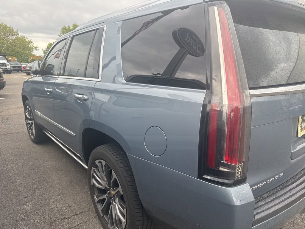 Used 2015 Cadillac Escalade Premium AWD/4WD image 7