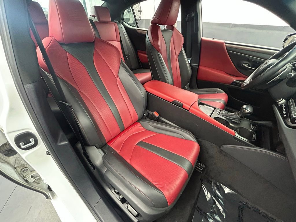 Used 2023 Lexus ES 300h F Sport image 28