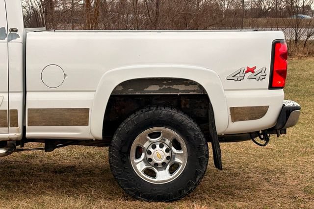 Used 2006 Chevrolet Silverado 2500 4x4 Crew Cab image 4