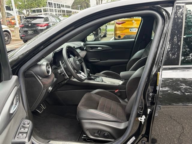 Used 2024 Alfa Romeo Tonale Ti w/ Active Assist Package AWD/4WD image 19