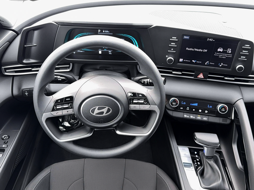 Used 2026 Hyundai Elantra Hybrid FWD image 17
