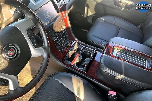 Used 2013 Cadillac Escalade EXT Premium AWD/4WD image 14