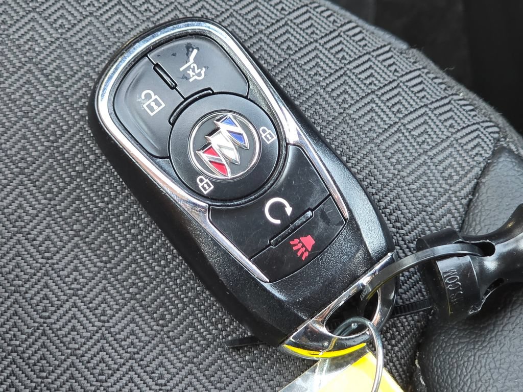 Used 2023 Buick Encore GX Select FWD image 34