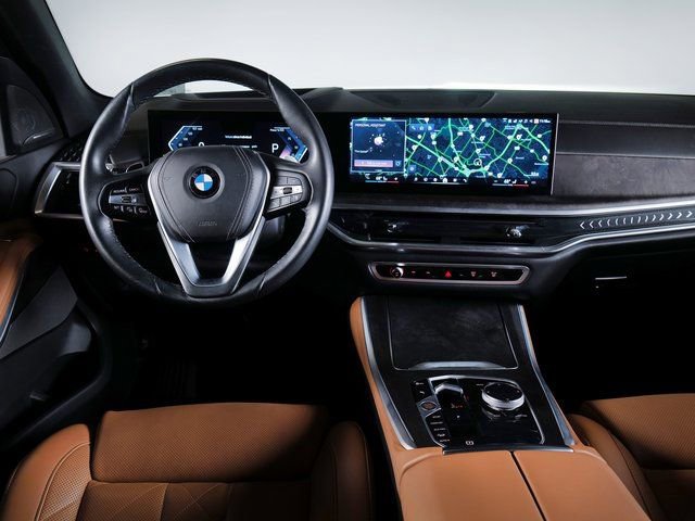 Used 2024 BMW X5 xDrive40i w/ Premium Package AWD/4WD image 15