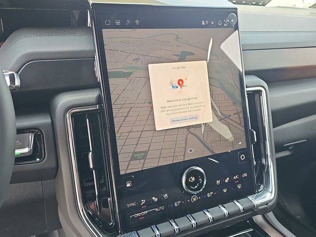 New 2026 GMC Yukon Denali w/ Sun & Power Step Package image 12