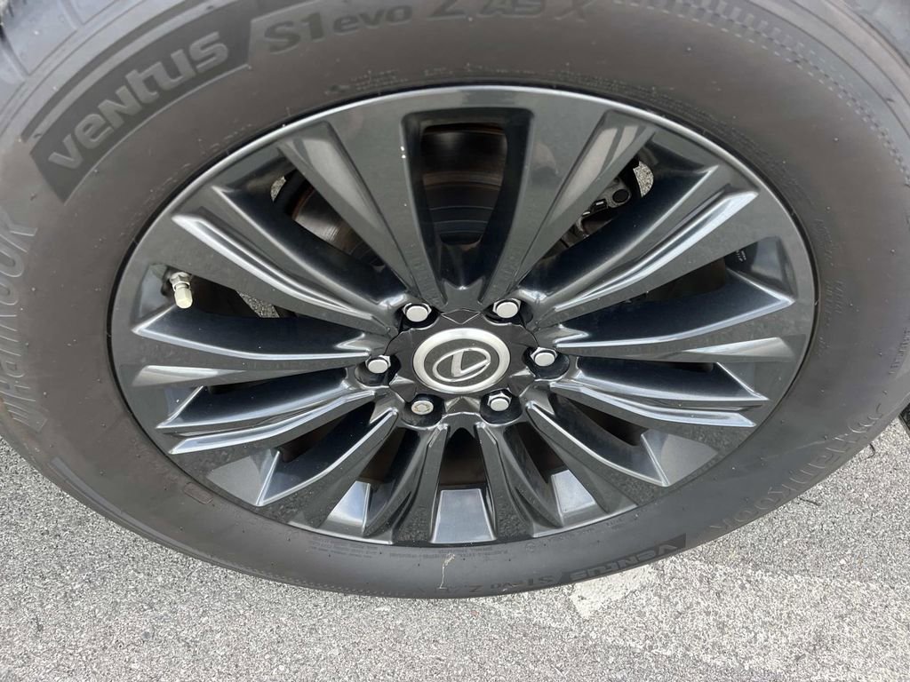 Used 2021 Lexus GX 460 Luxury w/ Sport Design Package image 11