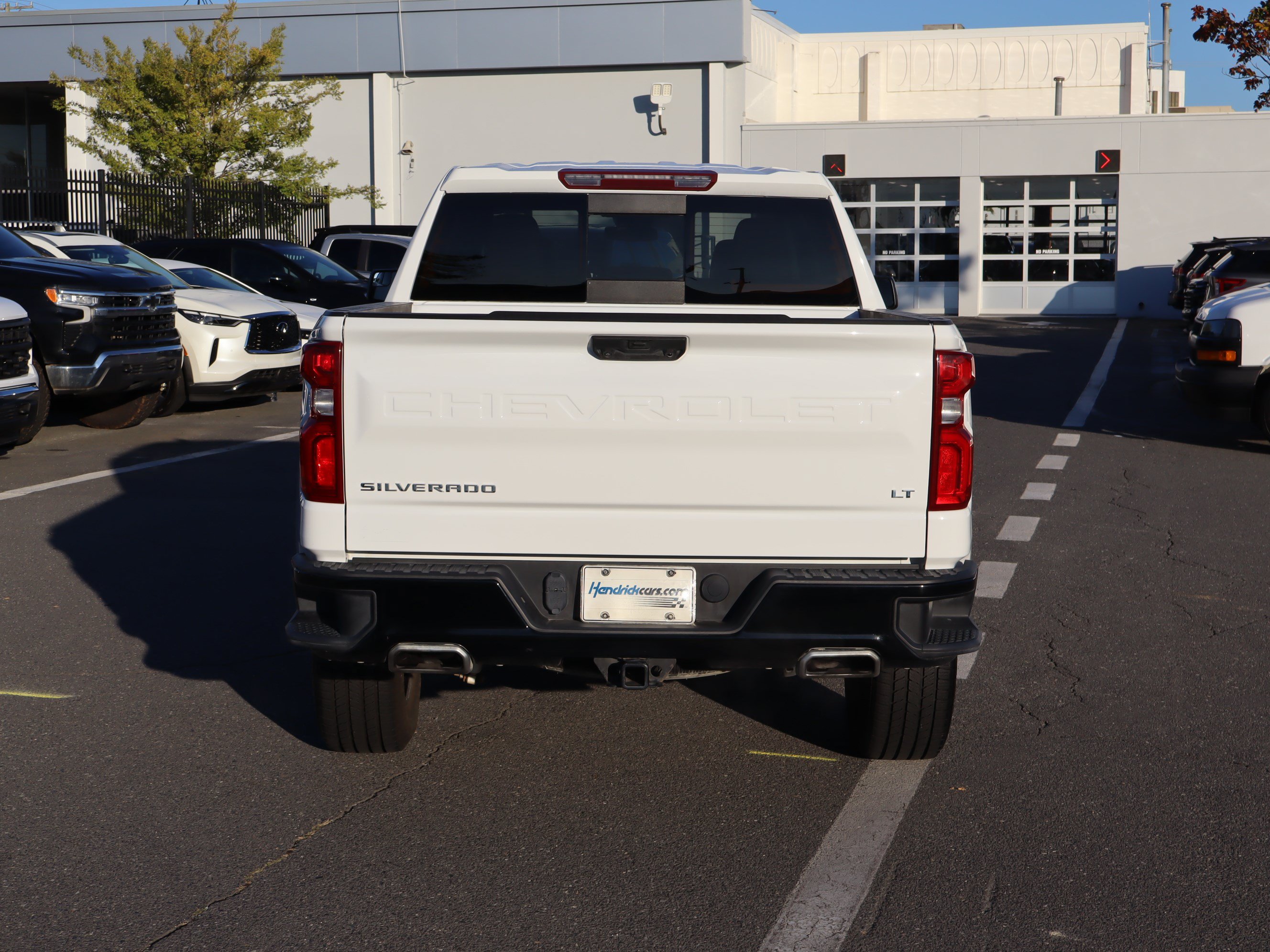 Used 2023 Chevrolet Silverado 1500 LT Trail Boss w/ Convenience Package II AWD/4WD image 9
