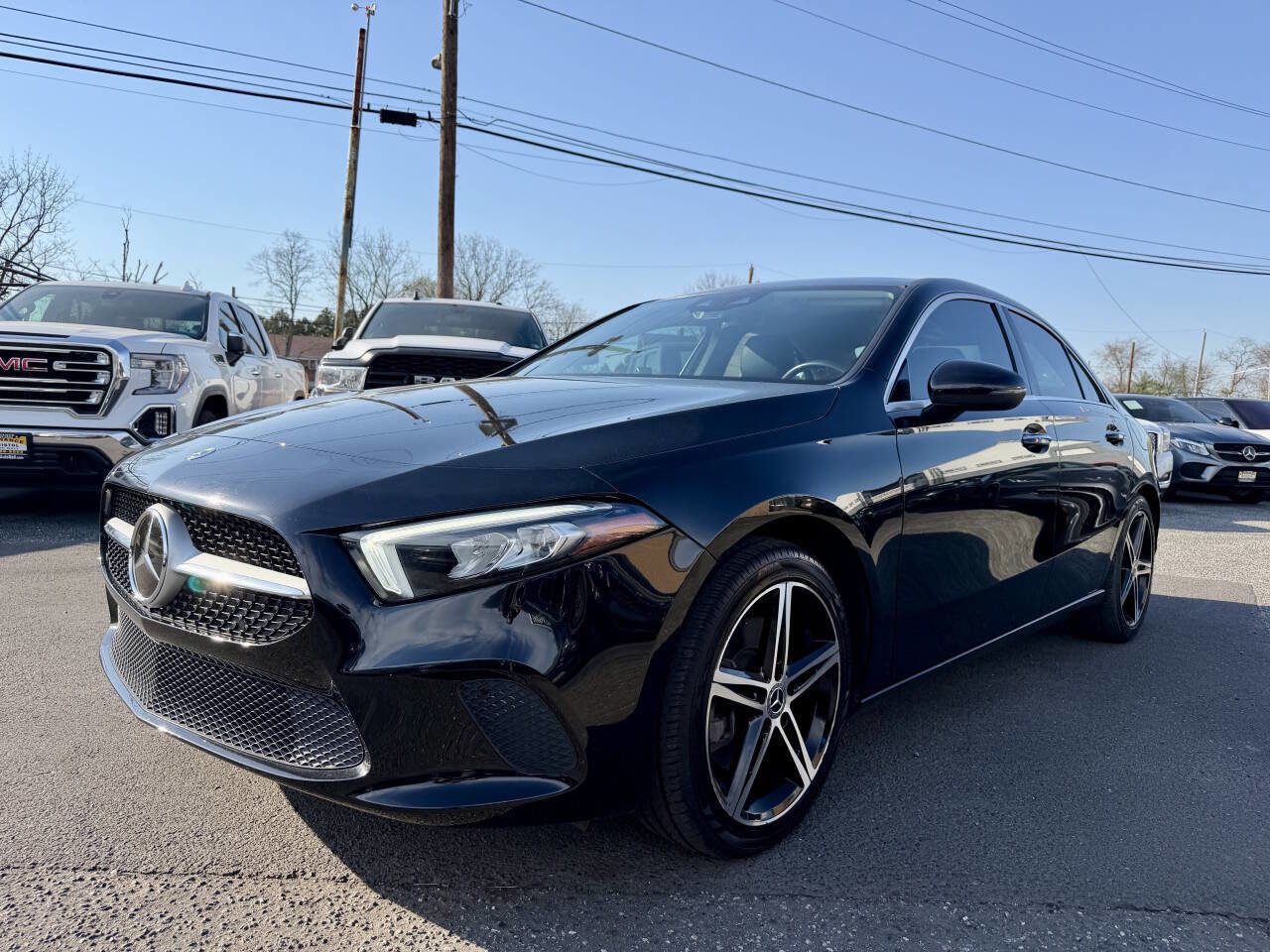 Used 2019 Mercedes-Benz A 220 4MATIC w/ Driver Assistance Package image 7