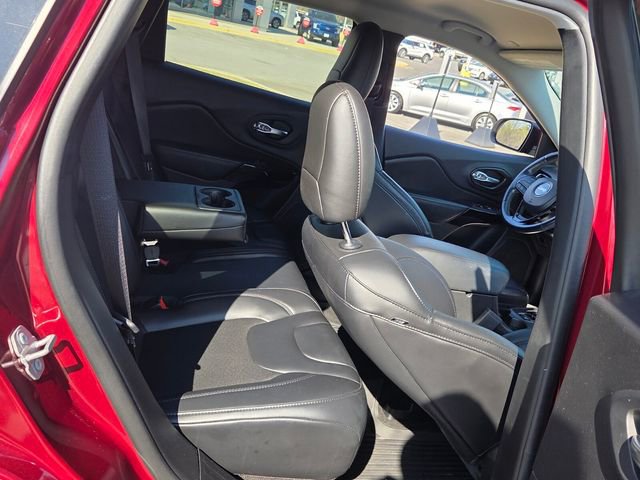 Used 2021 Jeep Cherokee Latitude Plus image 14
