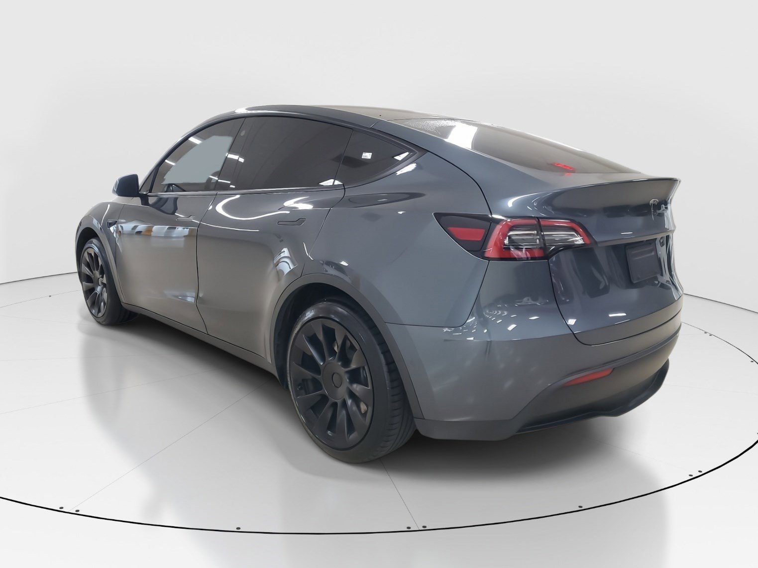 Used 2022 Tesla Model Y Long Range image 6