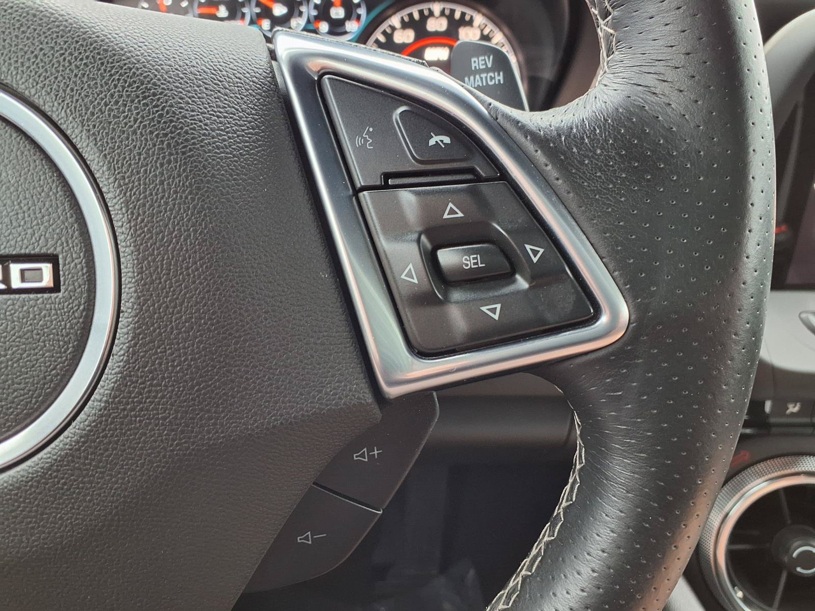 Used 2017 Chevrolet Camaro SS RWD image 12