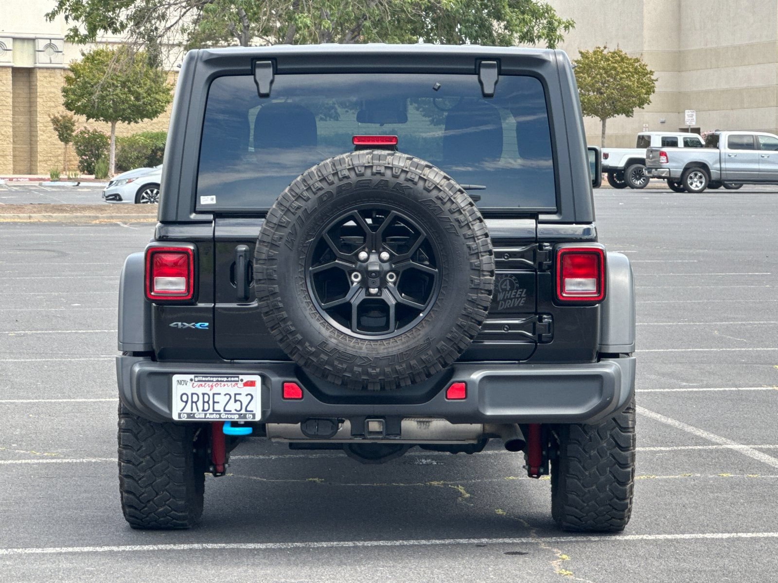 Used 2024 Jeep Wrangler Unlimited AWD/4WD image 5
