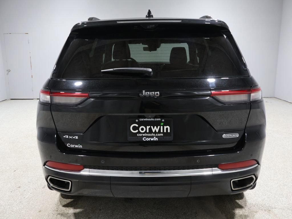 Certified 2022 Jeep Grand Cherokee Overland w/ Luxury Tech Group IV image 4