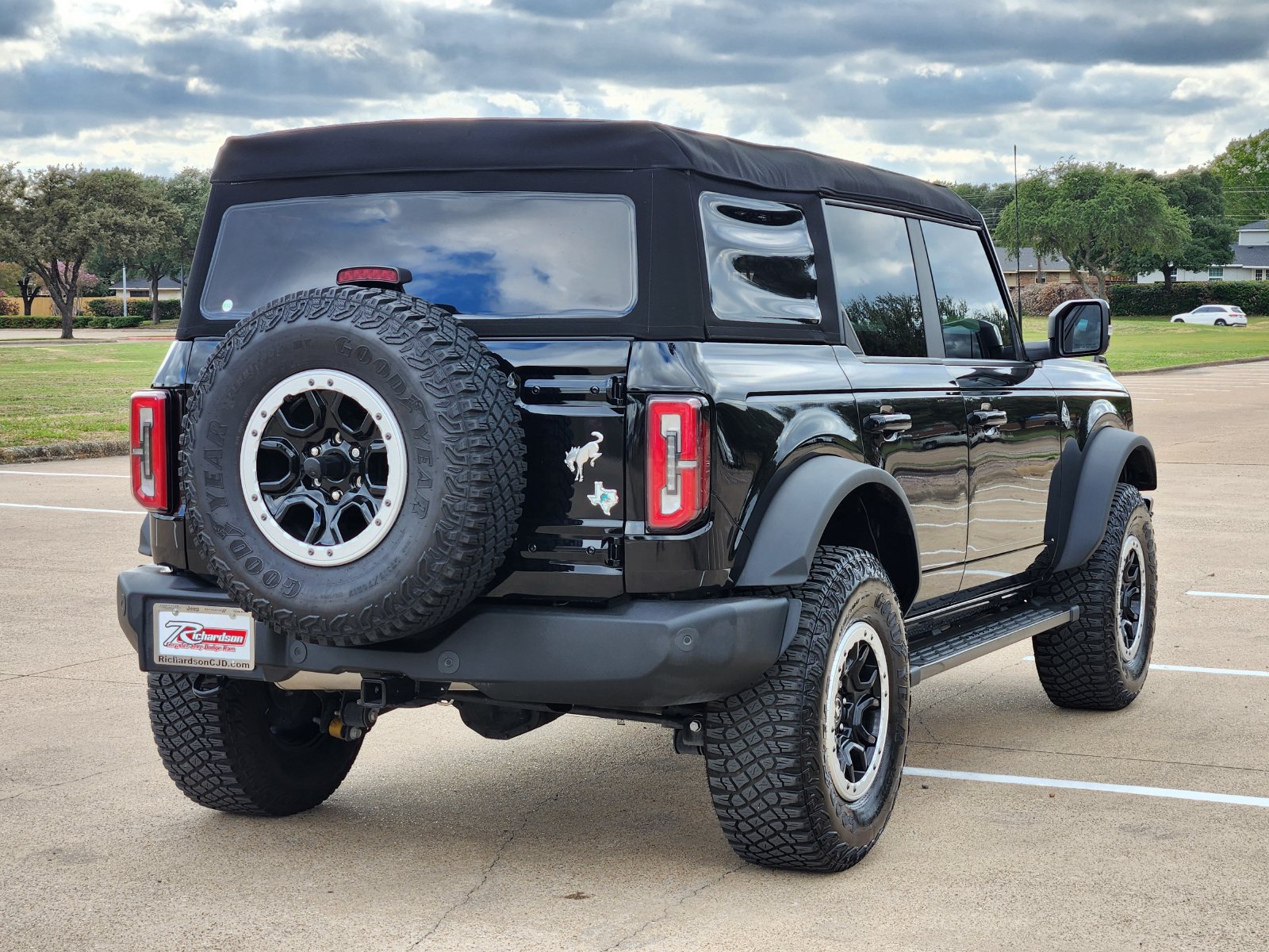 Used 2023 Ford Bronco Outer Banks w/ Sasquatch Package AWD/4WD image 6