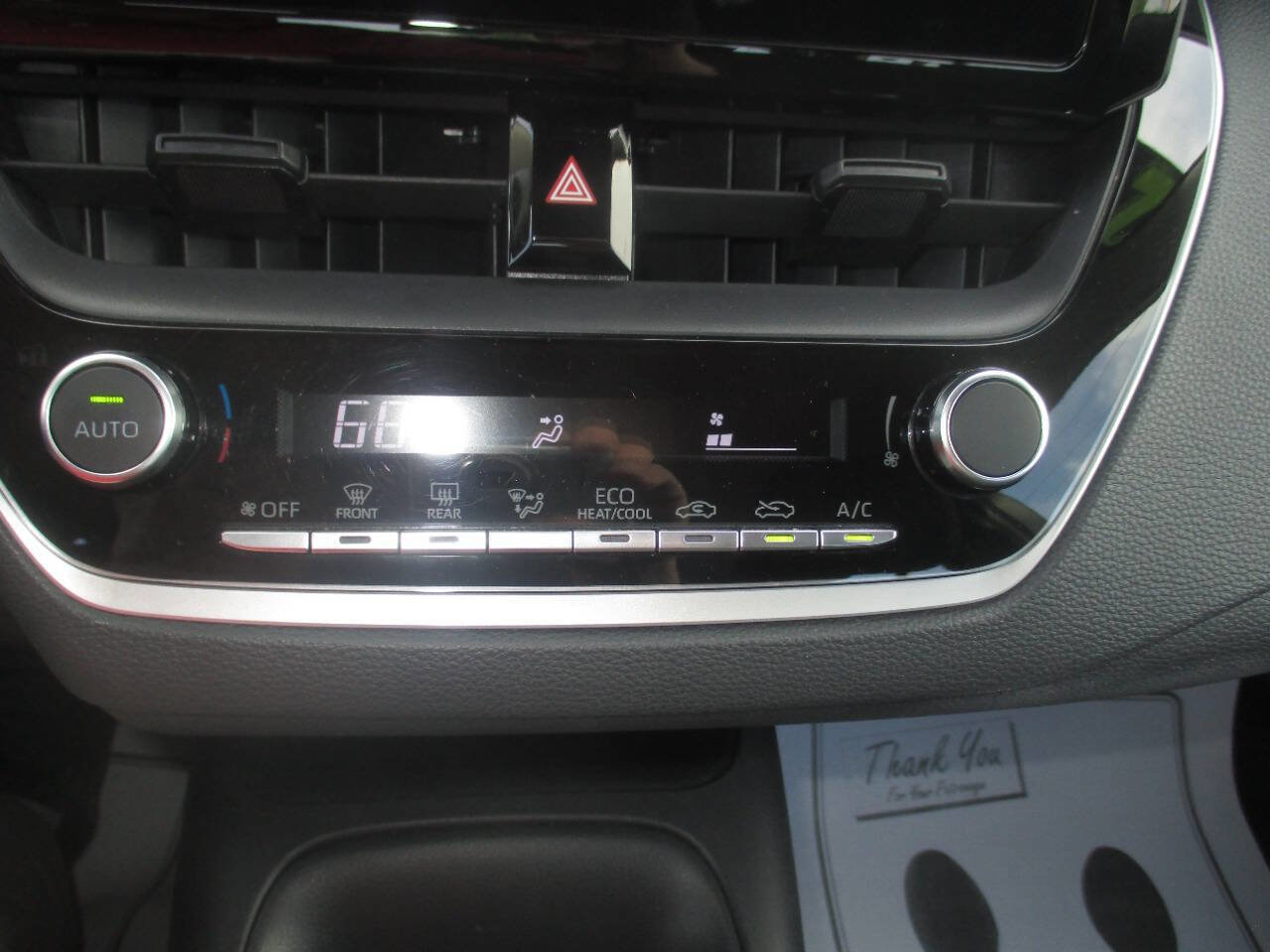 Used 2024 Toyota Corolla LE image 19