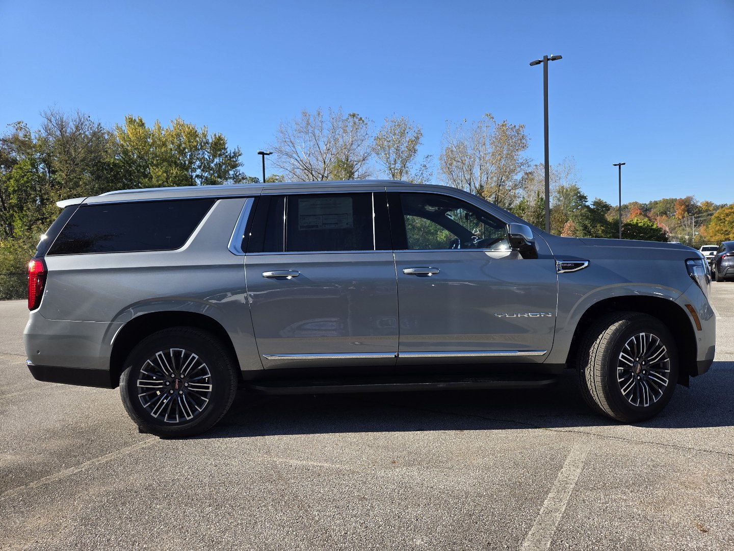 New 2027 GMC Yukon XL Elevation w/ Technology Package AWD/4WD image 21