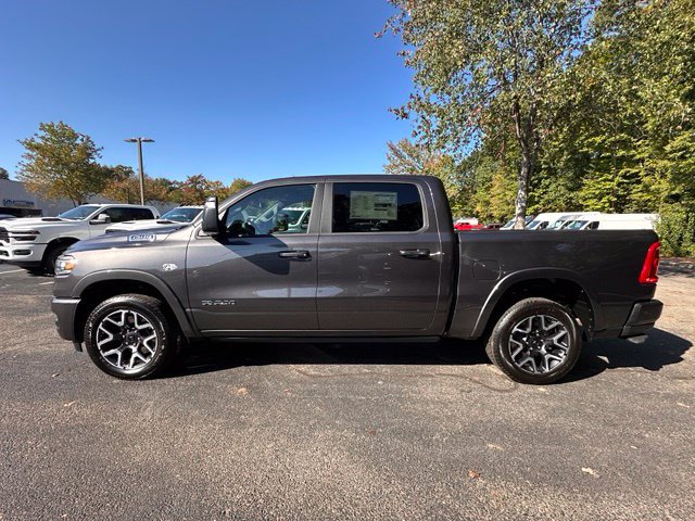 New 2027 RAM 1500 Laramie AWD/4WD image 3