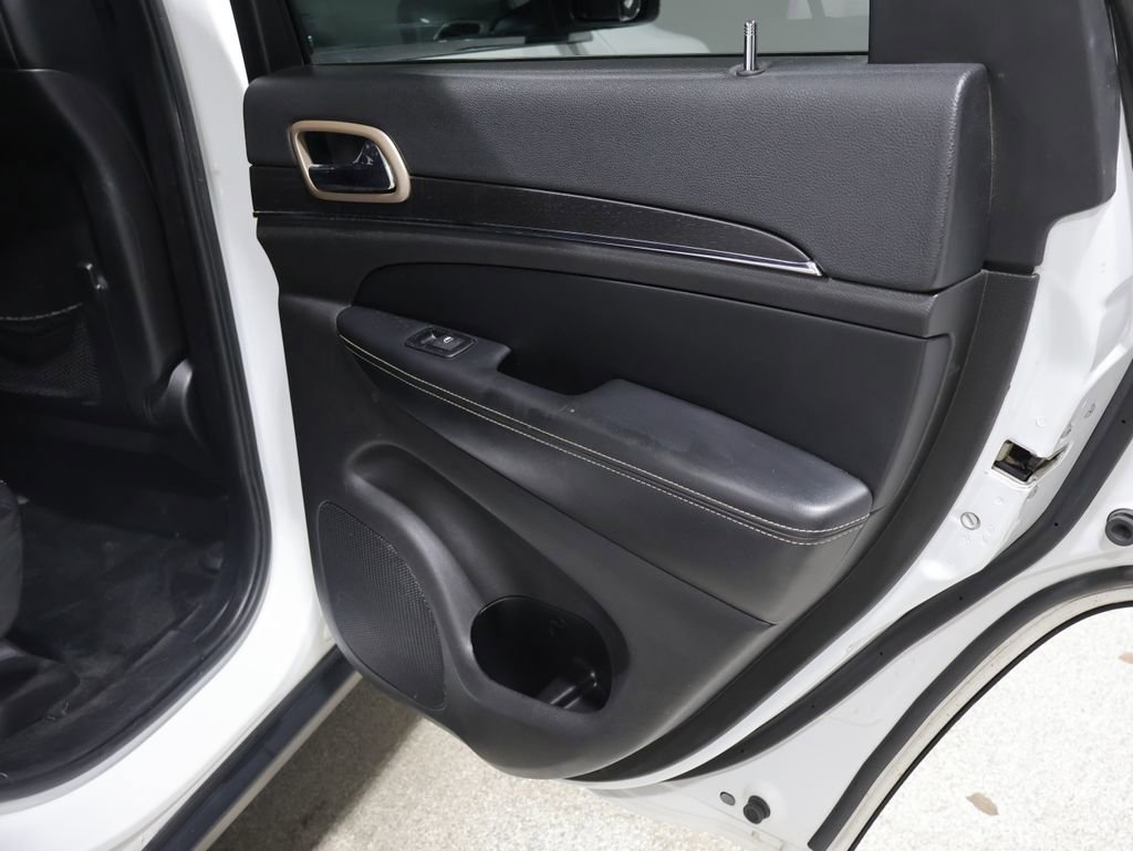 Used 2015 Jeep Grand Cherokee Limited w/ Trailer Tow Group IV AWD/4WD image 21