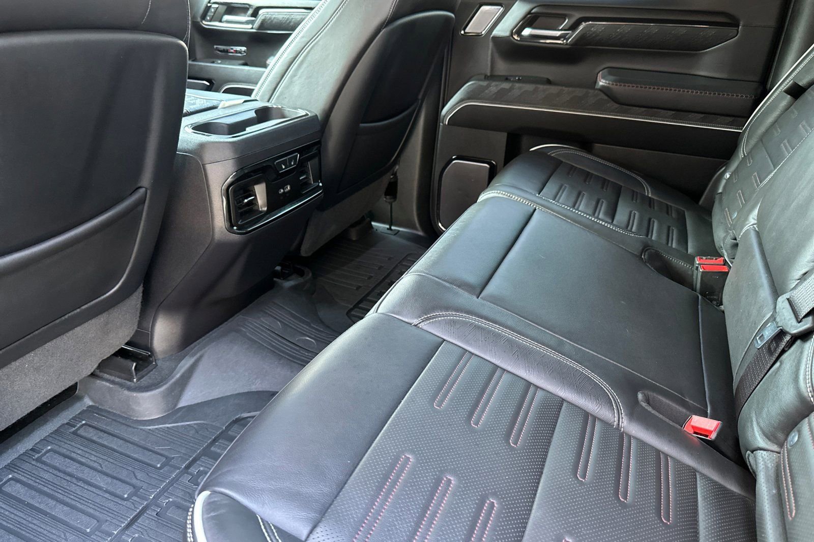 Certified 2024 GMC Sierra 1500 AT4X w/ AT4X AEV Edition image 13