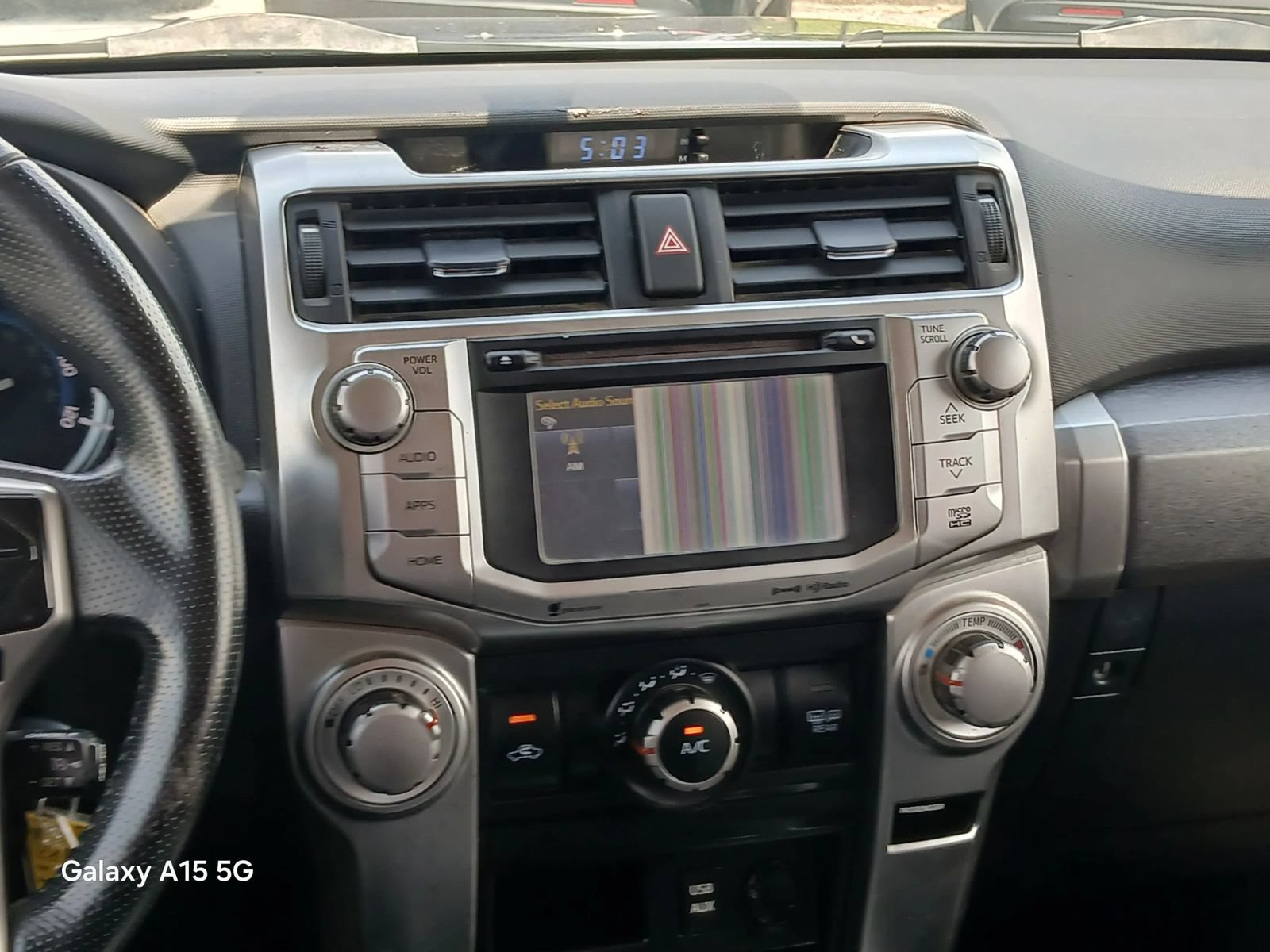 Used 2017 Toyota 4Runner SR5 AWD/4WD image 22