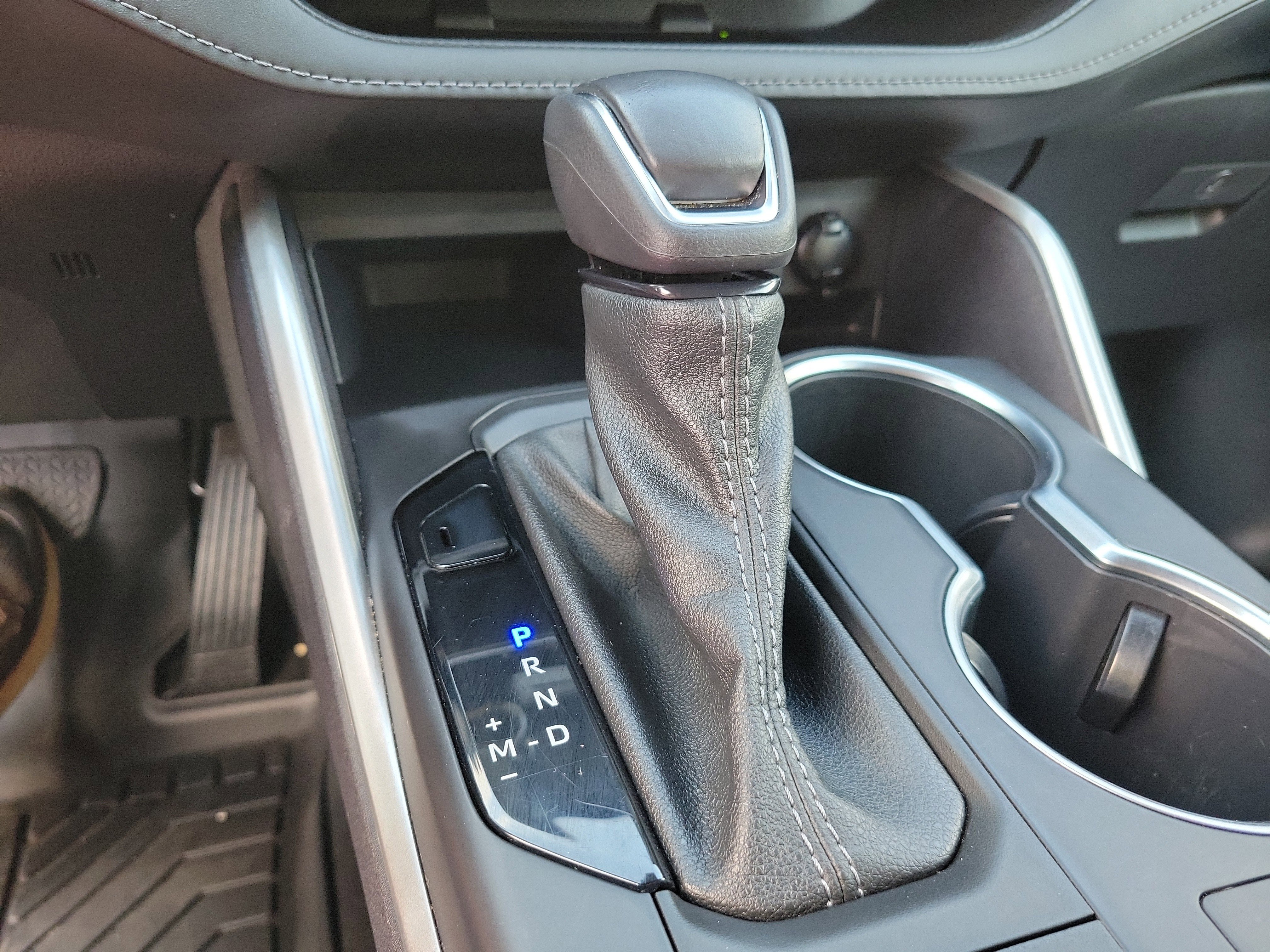 Used 2023 Toyota Highlander XLE image 29