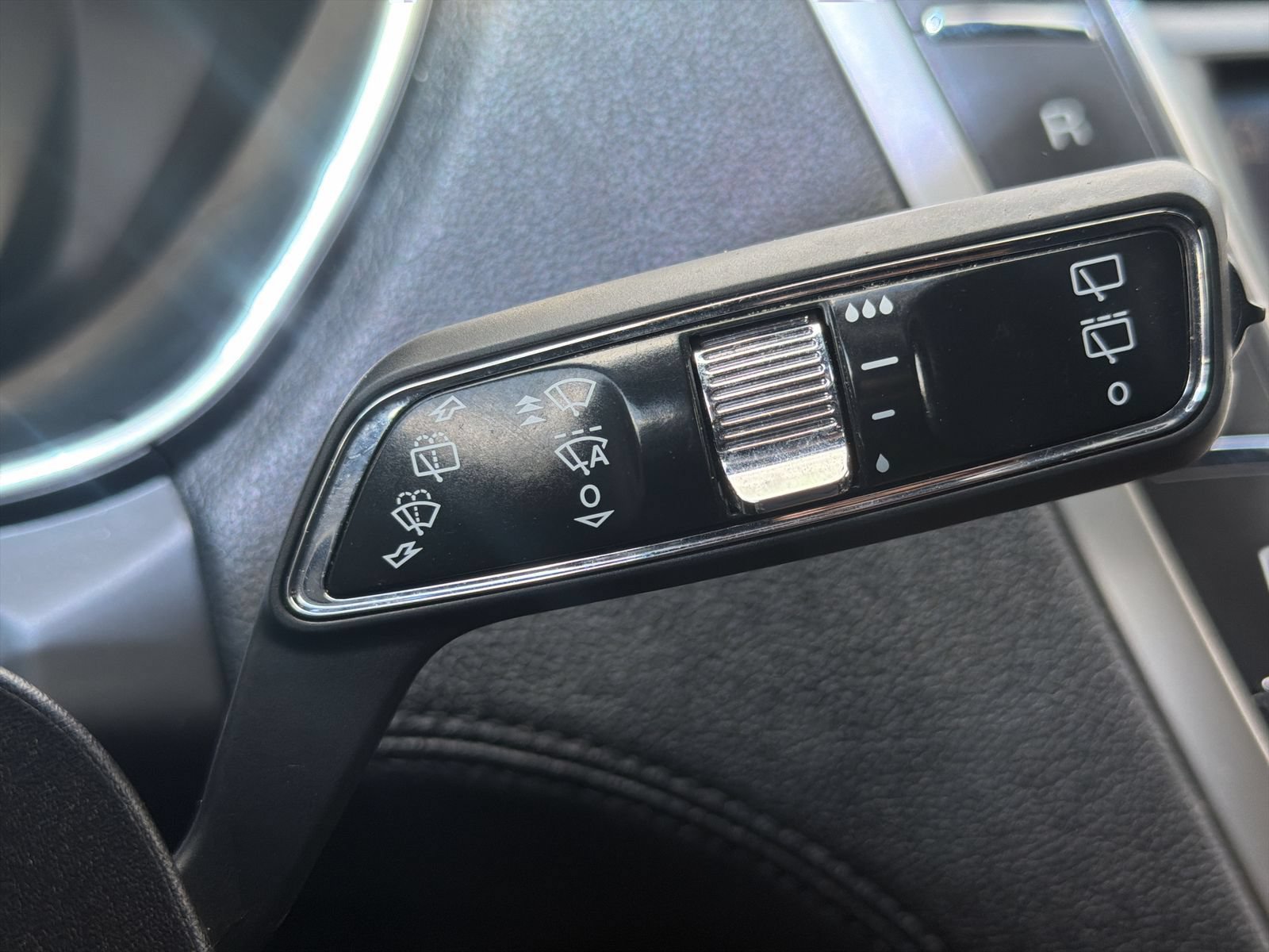 Used 2019 Lincoln Nautilus Select AWD/4WD image 27