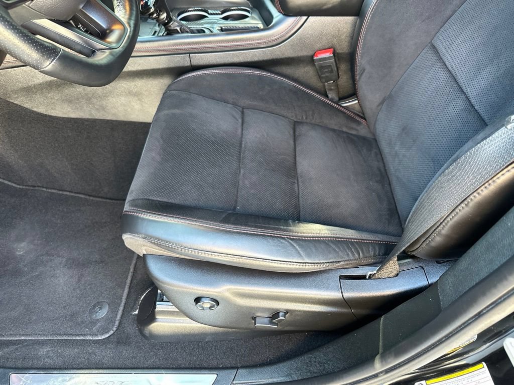 Used 2024 Dodge Durango R/T w/ Tow 'N Go Package AWD/4WD image 26