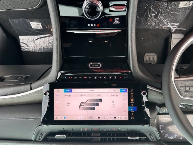 New 2027 Jeep Grand Cherokee Altitude AWD/4WD image 29