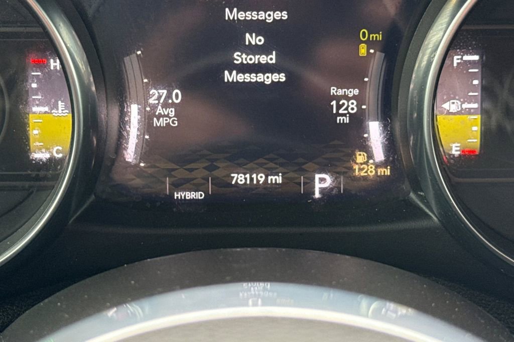 Used 2021 Jeep Wrangler Unlimited Sahara w/ Cold Weather Group AWD/4WD image 28