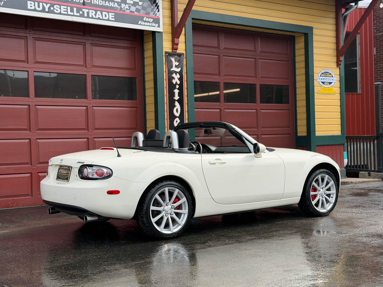 Used 2008 MAZDA MX-5 Miata Touring RWD image 15