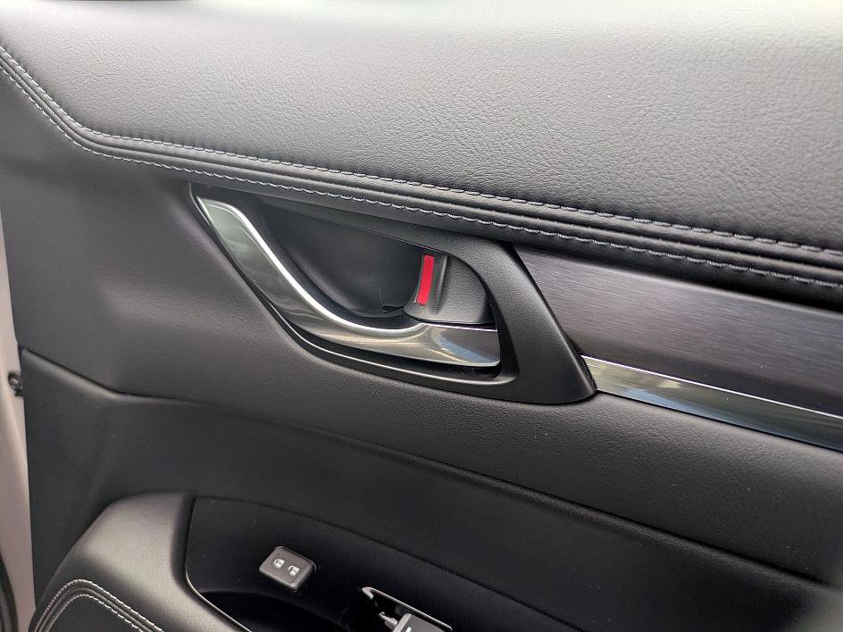 New 2025 MAZDA CX-5 AWD 2.5 S w/ Premium Plus Pkg image 37