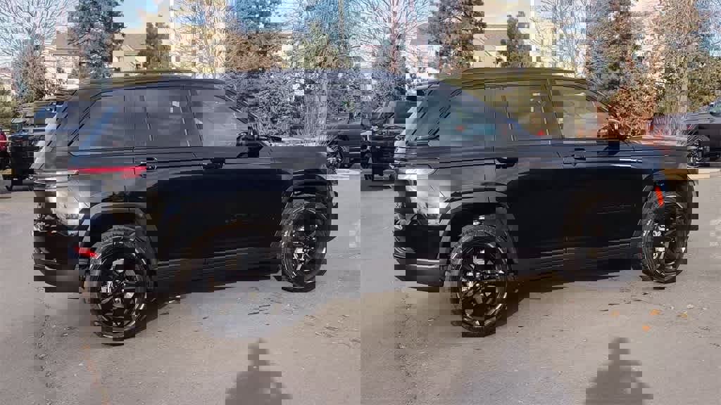 New 2025 Jeep Grand Cherokee Limited w/ Luxury Tech Group II image 9