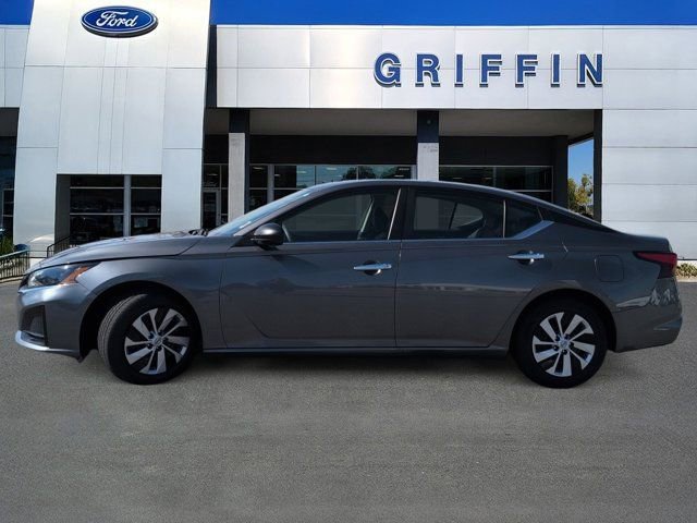 Used 2024 Nissan Altima 2.5 S image 10