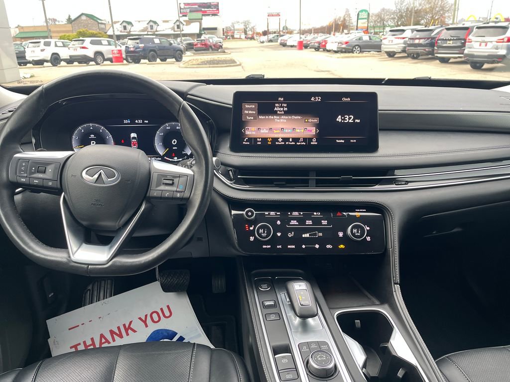 Used 2024 INFINITI QX60 Luxe image 14