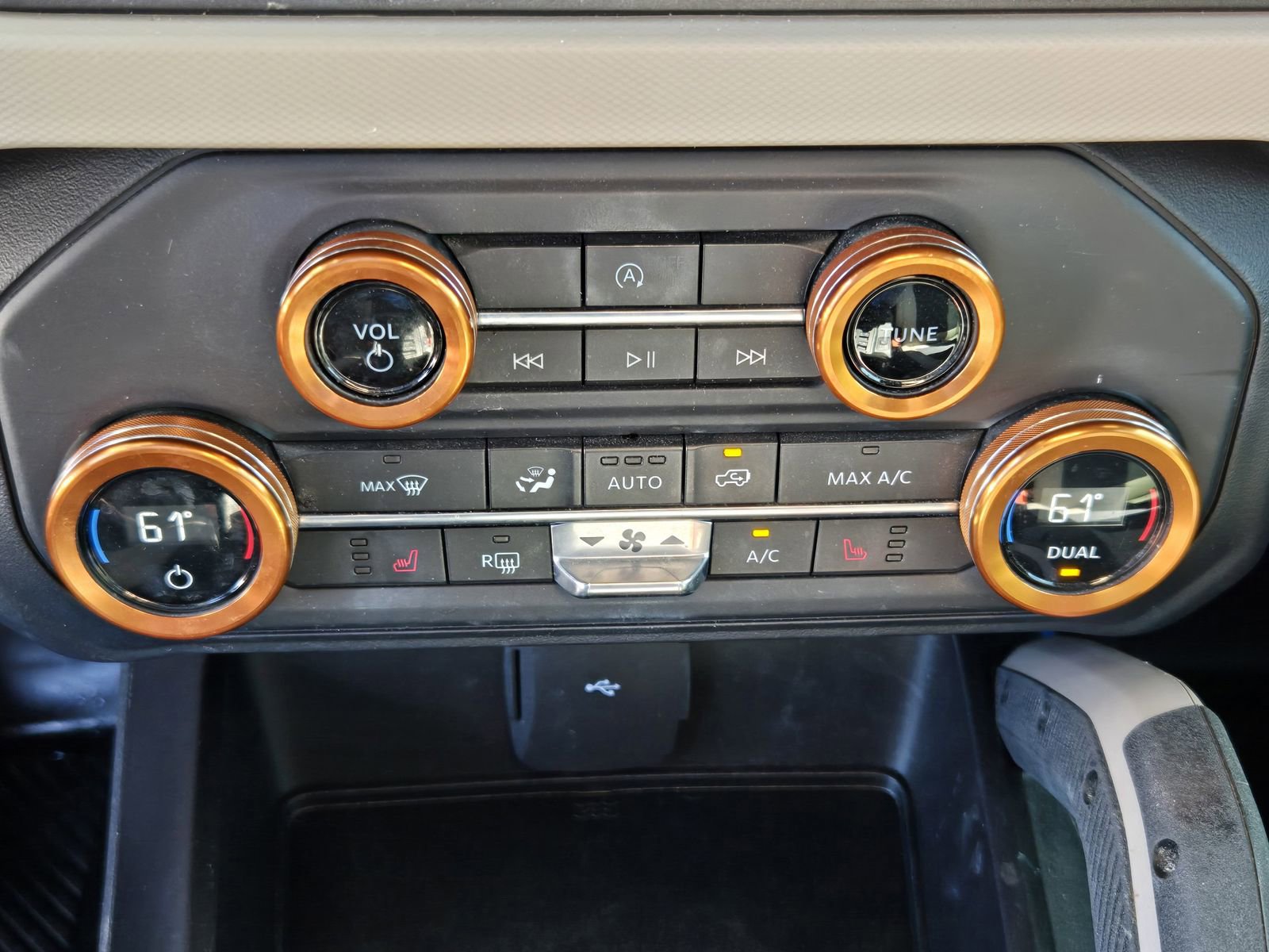 Used 2021 Ford Bronco Big Bend image 16