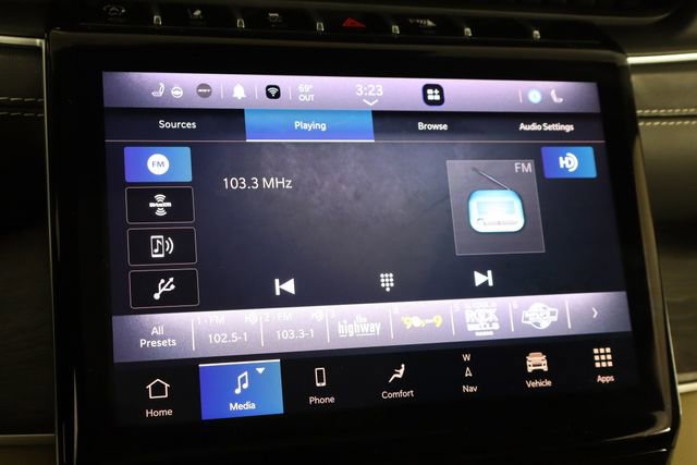 Used 2022 Jeep Grand Cherokee Limited AWD/4WD image 31