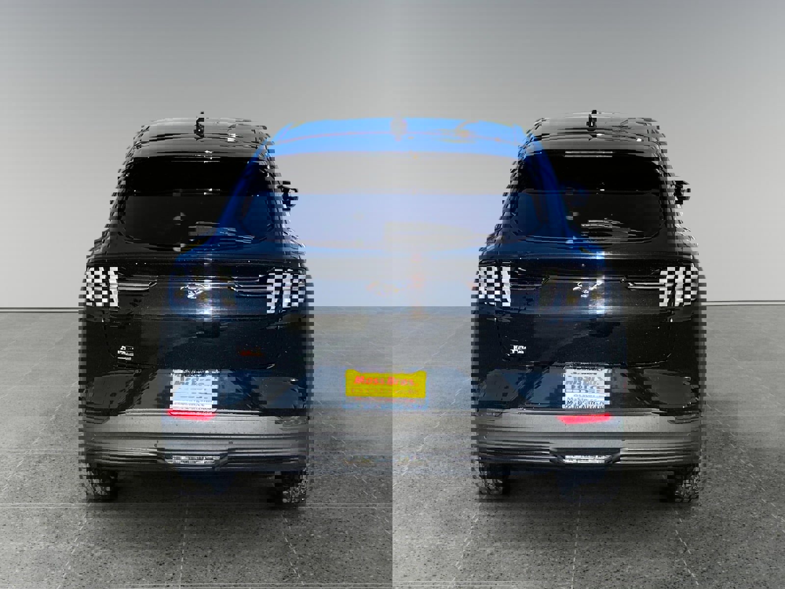 Used 2021 Ford Mustang Mach-E Select w/ Comfort/Technology Package image 4