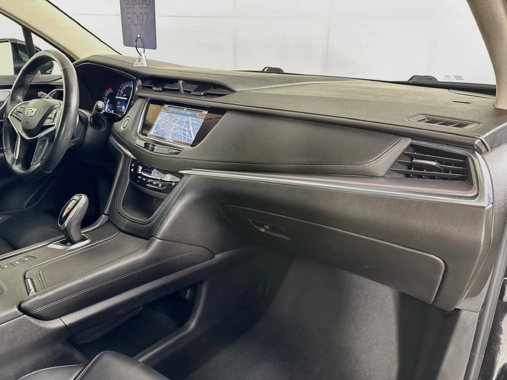 Used 2019 Cadillac XT5 Premium Luxury AWD/4WD image 37