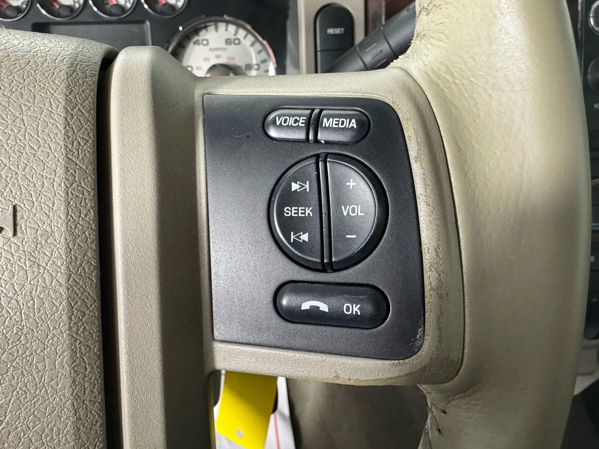 Used 2009 Ford F250 Lariat image 16