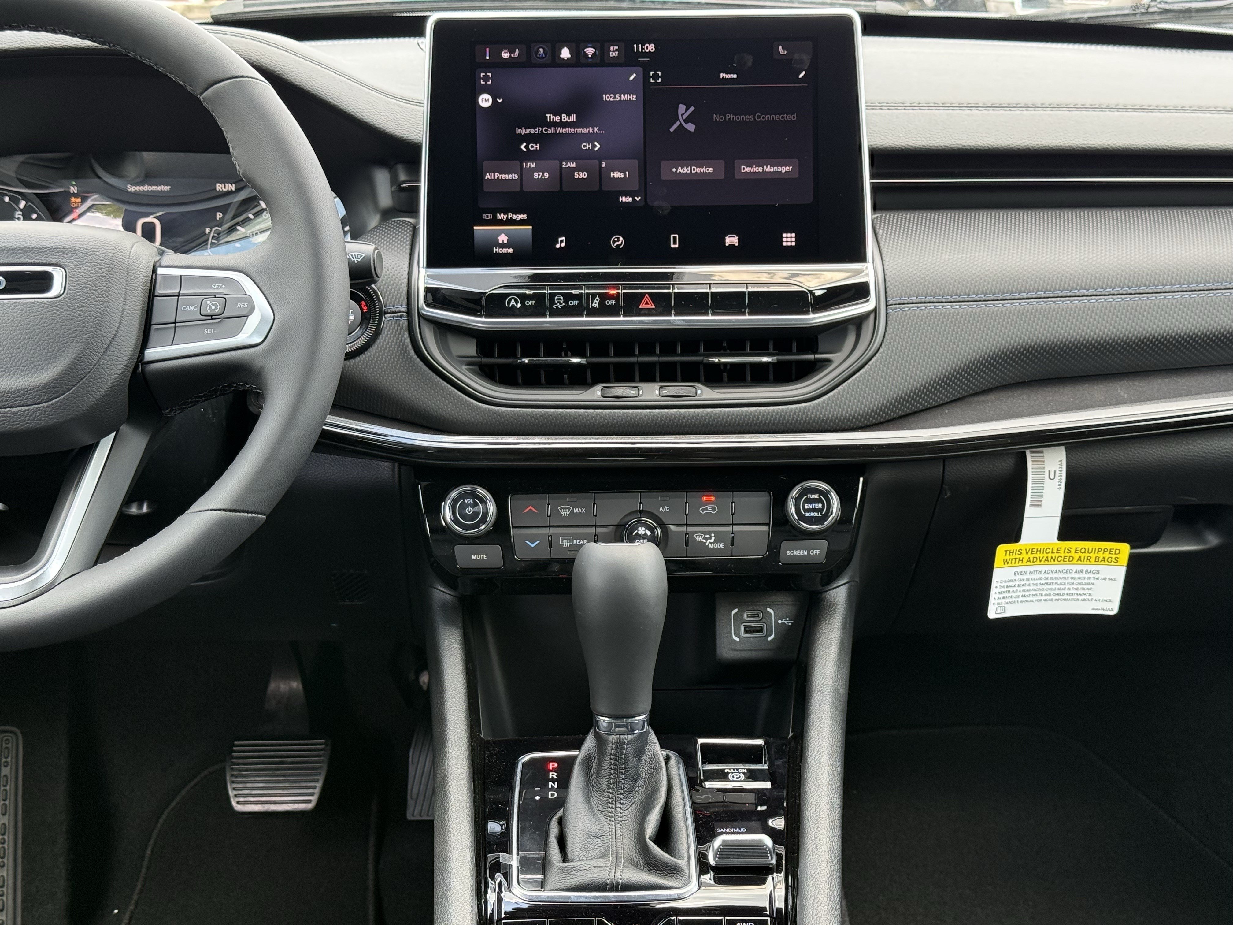 New 2026 Jeep Compass Latitude AWD/4WD image 29