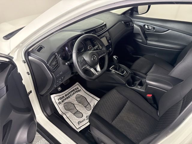 Used 2019 Nissan Rogue SV image 24