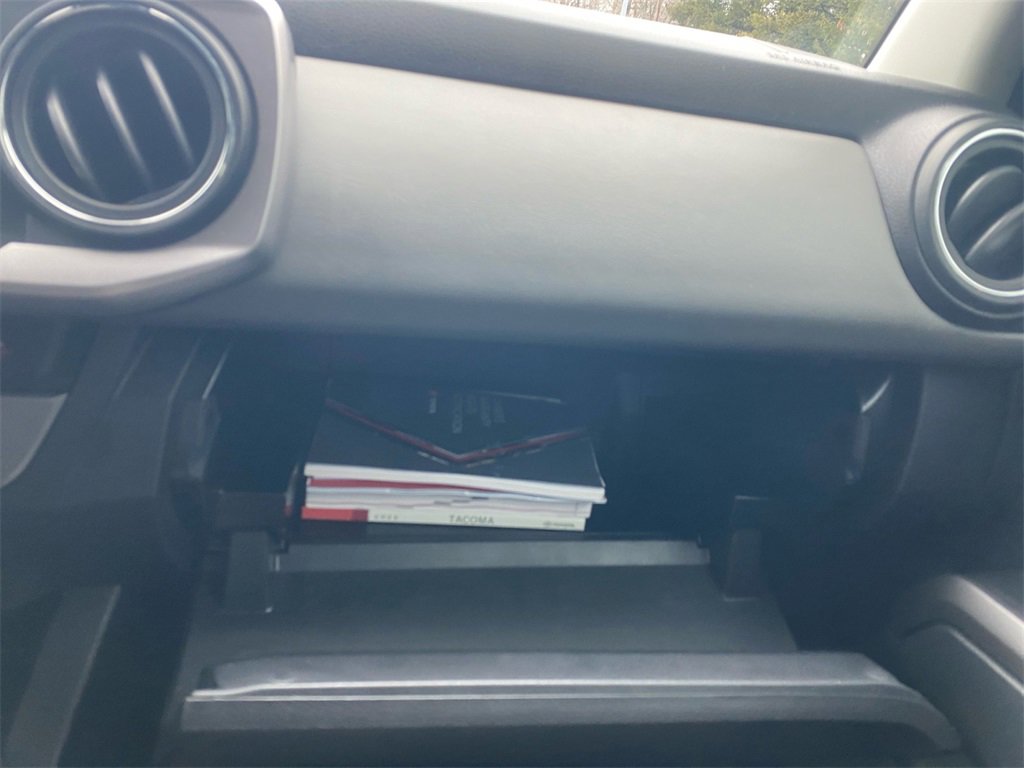 Used 2022 Toyota Tacoma SR5 image 28