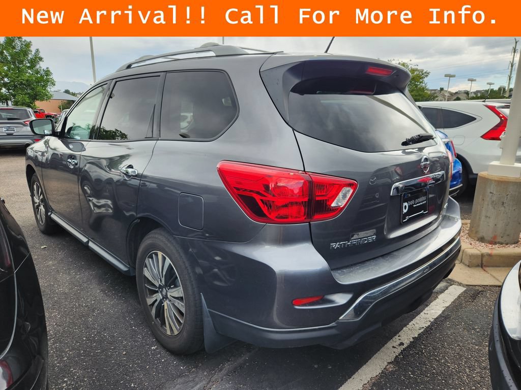 Used 2018 Nissan Pathfinder S AWD/4WD image 5