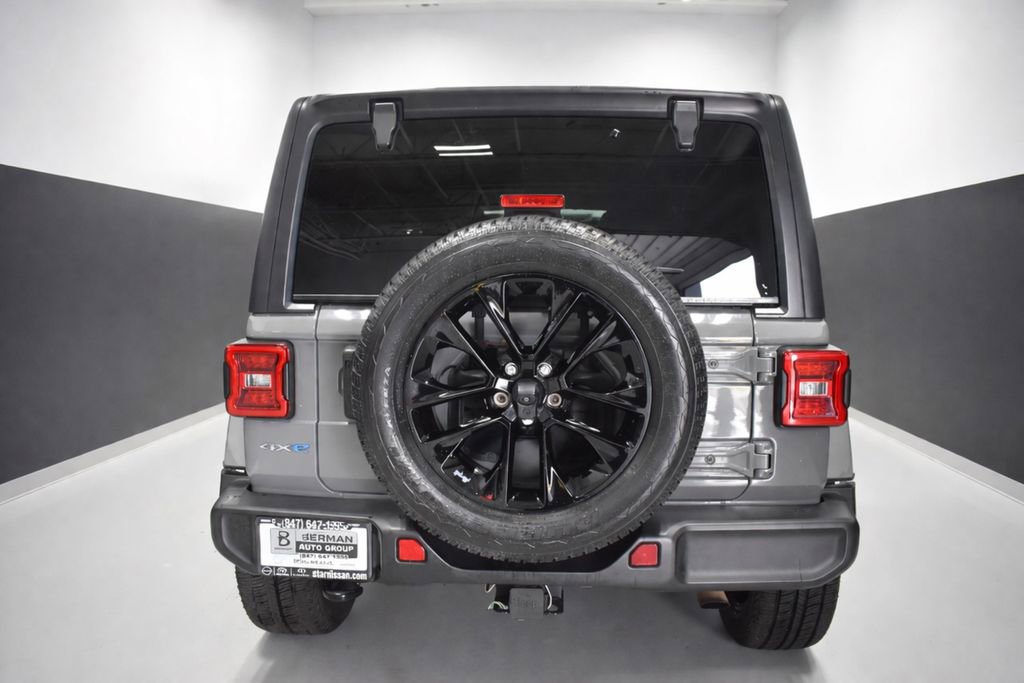 Used 2021 Jeep Wrangler Unlimited Sahara image 9