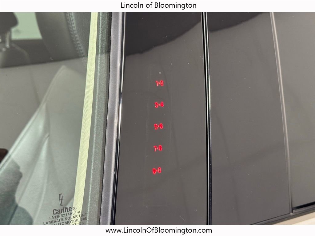 Used 2023 Lincoln Nautilus AWD w/ Premium Package image 15