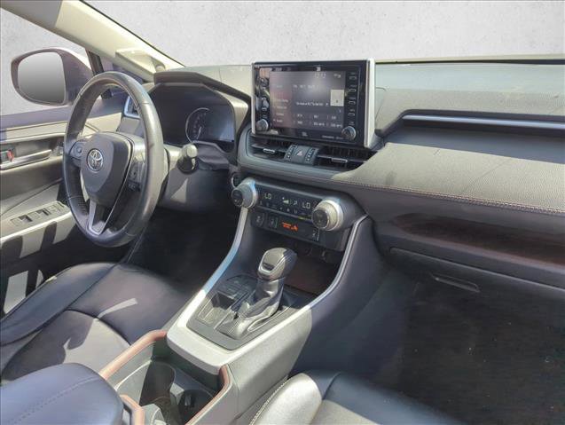 Used 2019 Toyota RAV4 Limited image 19