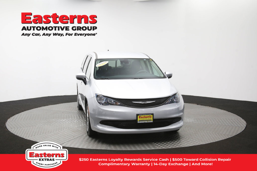 Used 2023 Chrysler Voyager LX FWD image 54