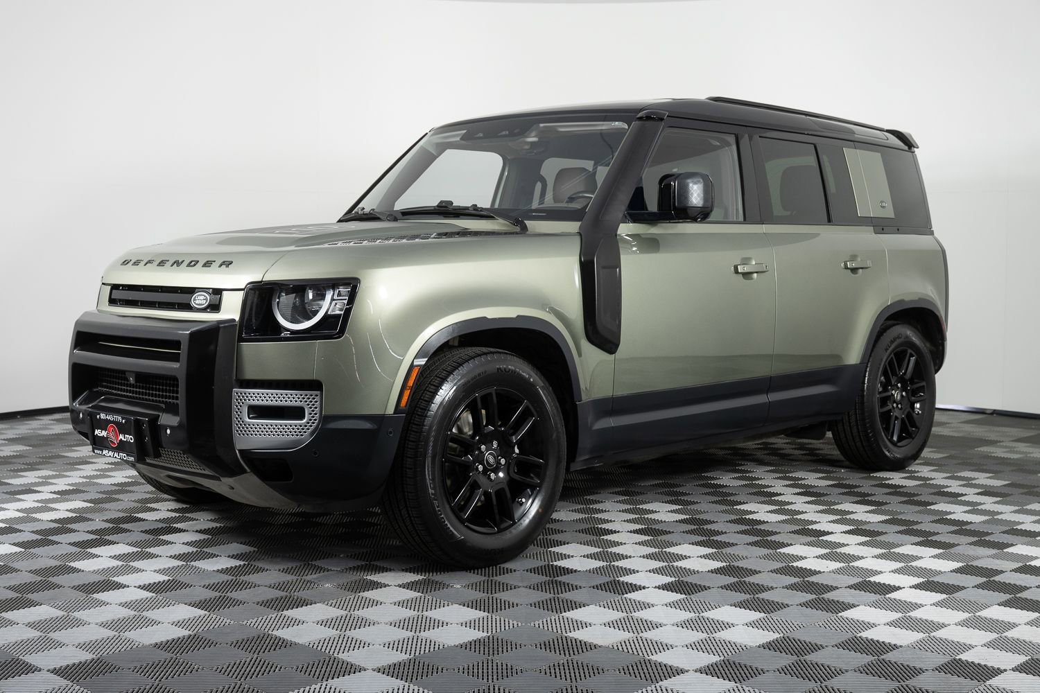 Used 2020 Land Rover Defender 110 S AWD/4WD image 1